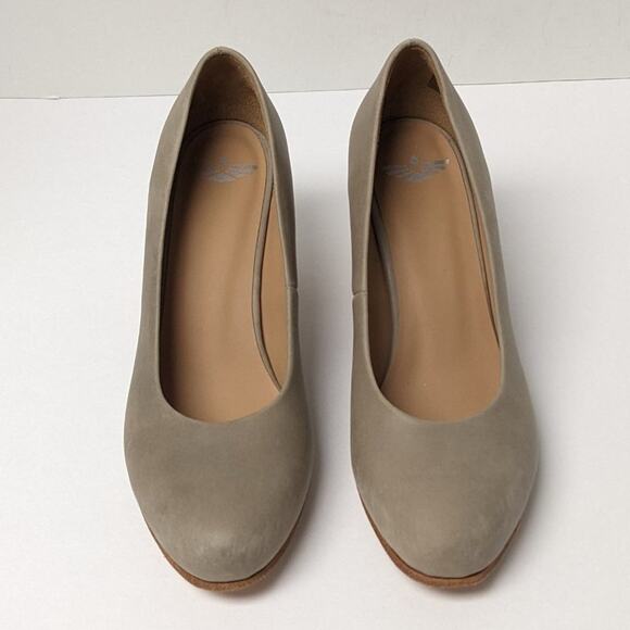 Fortress Of Inca Penelope Block Heel Pumps, Stone, EU 37 (US 7 M) - Picture 3 of 6